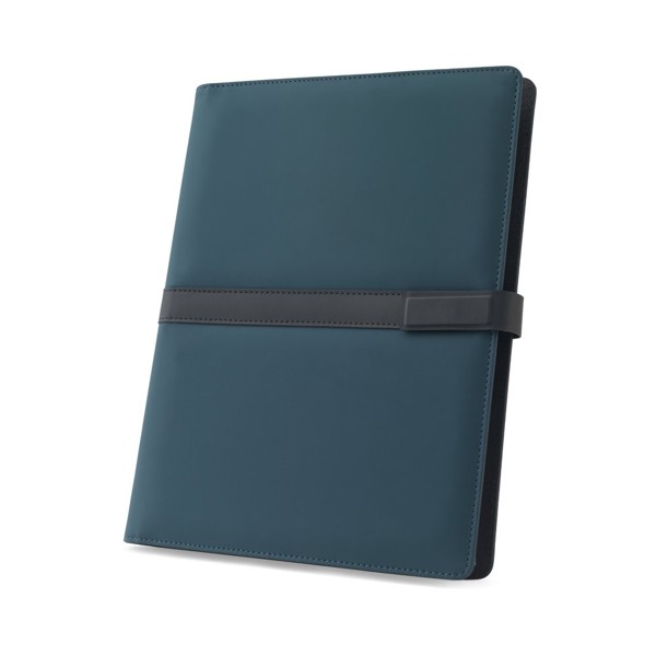 SANDERSON FOLDER. Pasta A4 em PU (50% reciclado) com fecho magnético e bloco de notas com páginas pautadas