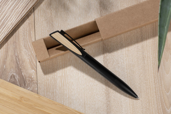 Ball pen in a box OYA