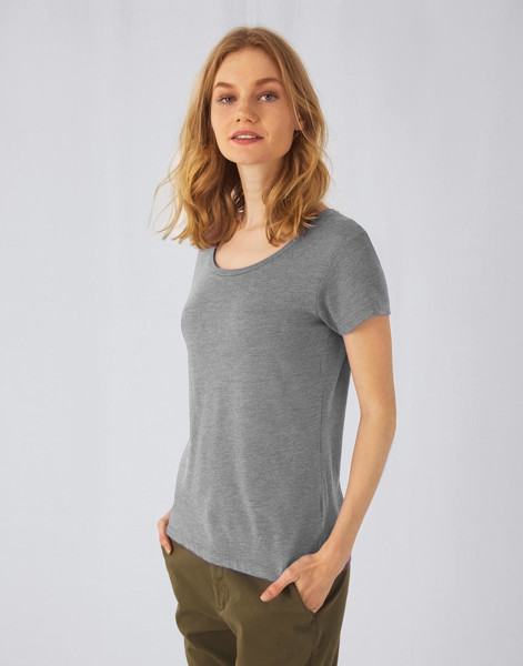 Triblend / Women T-Shirt - White / 2XL
