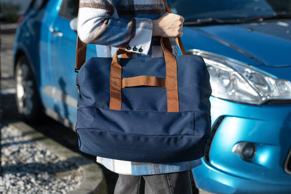 TAMI sports bag