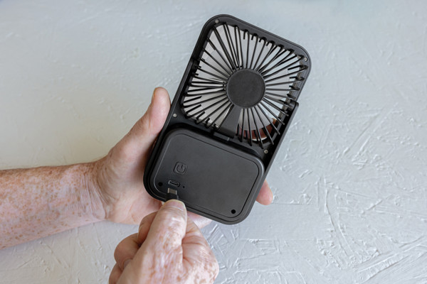 Aervina RCS recycled plastic re-chargeable desk fan - Black
