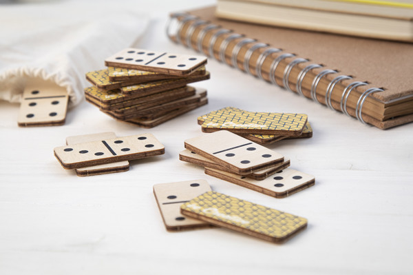 Dominos sur mesure Maltese