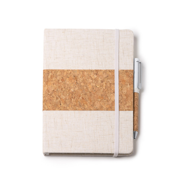 Set bolígrafo metálico y libreta A5 personalizado con estuche kraft