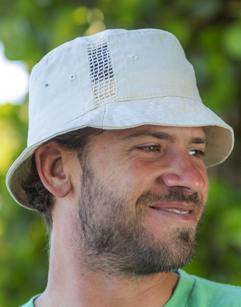 Sporting Hat With Mesh Panels - Natural / ONE SIZE