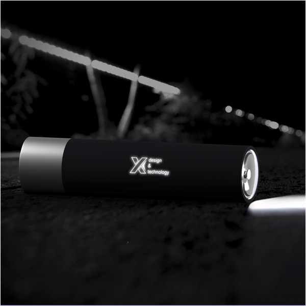 Lanterna retroiluminada de 2500 mAh "SCX.design F10" - Prateado / Branco