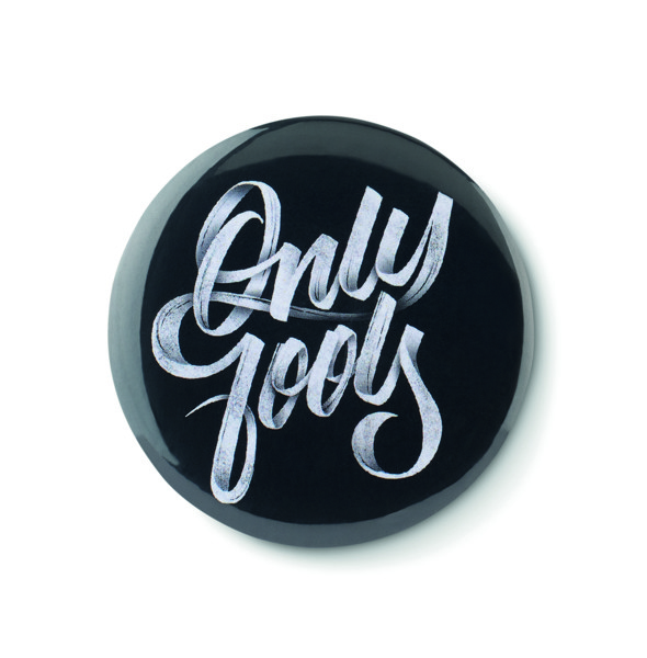 Small pin button