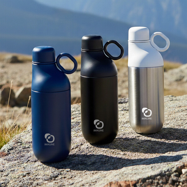 HOOKIPA M - BND877M - Bouteille et gobelet 2 en 1 (500 ml / 370 ml) Double paroi en acier inoxydable recyclé et ABS