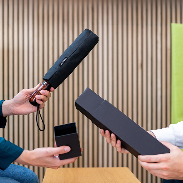 AOC oversize pocket umbrella Stormmaster