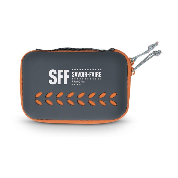 SERVIETTE MICROFIBRE DE SPORT AVEC BOITE DE RANGEMENT - Orange