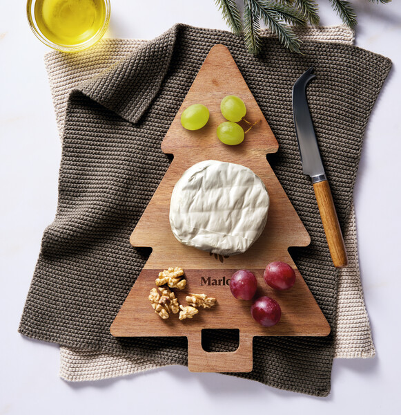 Acacia serving board Xmas tree Arbeto