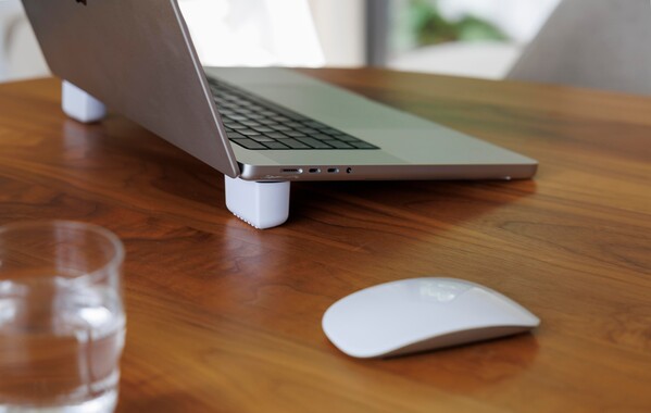 Laptop stand Bloqo | Recycled - white