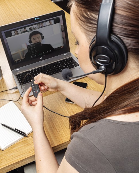 Over Ear hovedtelefon med kabel, sort