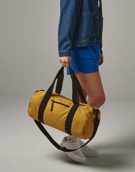 Recycled Barrel Bag - Black / ONE SIZE