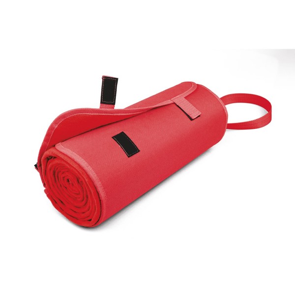 FLEECE. Fleece blanket with handle and strap (160 g/m²) - Red