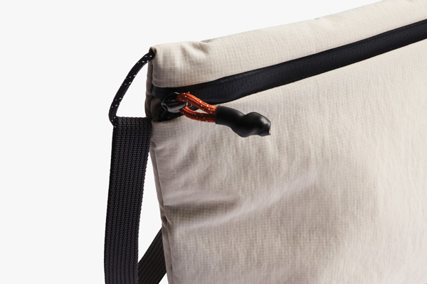 Bellroy Sacoche Lite - Beige