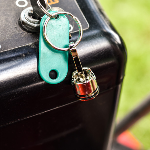 Piston metal keyring