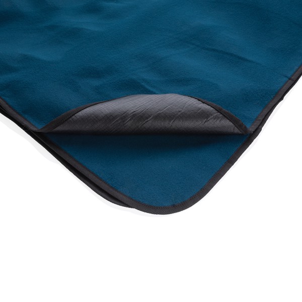 Impact AWARE™ RPET picnic blanket - Navy