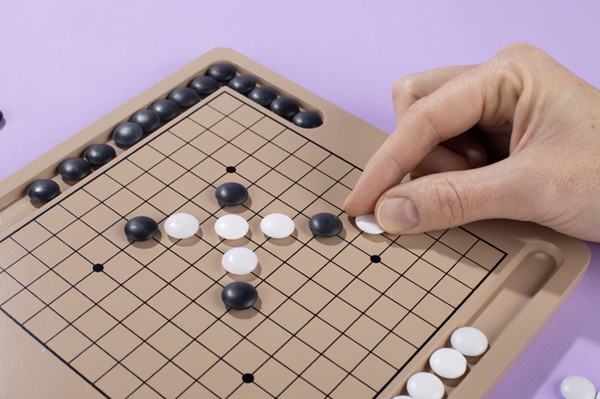 Logic game SENTO
