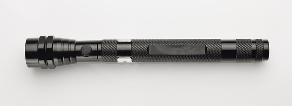 Flashlight with magnet ITI