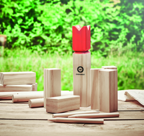 Pinewood outdoor throwing game King