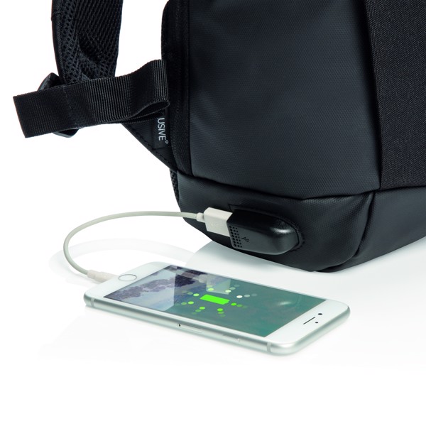 Xd Xclusive laptop backpack, RFID, USB, 15.6 inch