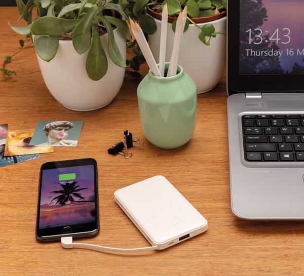 Xd Collection powerbank 3v1 kabli, 5000 mAh - Bela