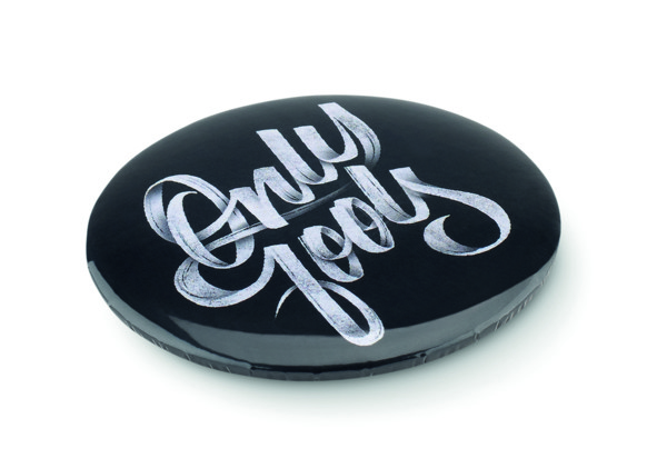 Pin button