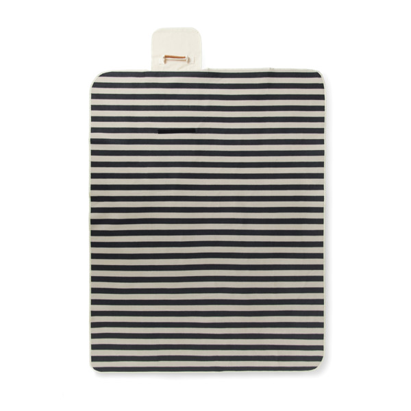 Vinga Alba picnic blanket 130x170cm, rPET fleece - Black