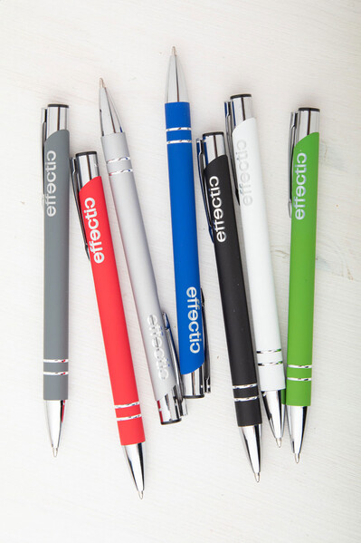Ballpoint Pen Runnel - White