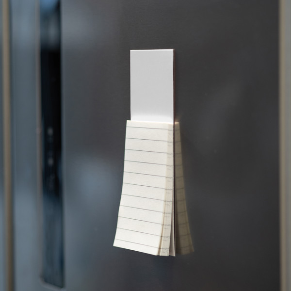 Fridge magnet with sticky notes HELGE - White