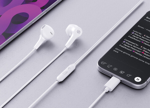 Urban Vitamin Hartford RCS wired earbuds - White