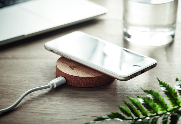 Koke wireless charger, cork, 10W output