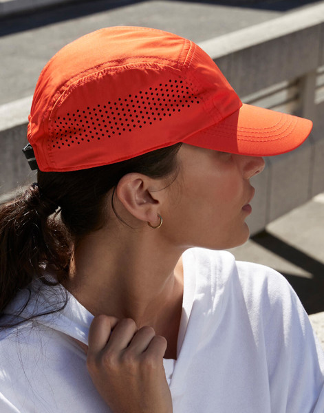 Technical Running Cap - White / ONE SIZE