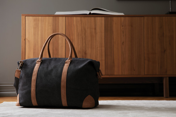 Vinga Bosler duffelbag recycled canvas 40x50x20 cm - Black