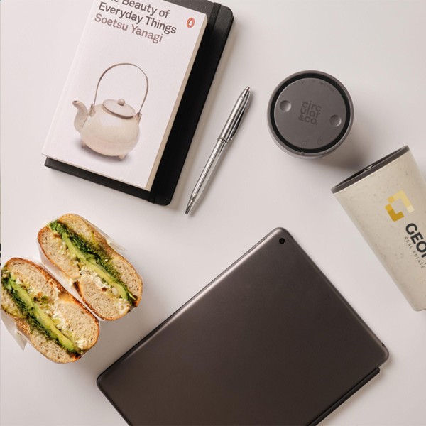 Circular&Co Recycled Coffee Cup 340 ml mug - blanc/noir