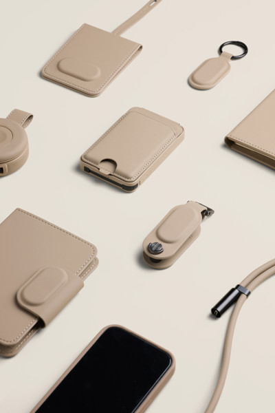 VINGA Baltimore RCS Passport Cover With Finder Dual - Greige