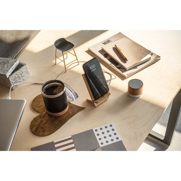 Suporte para smartphone com carregador rápido wireless 15W em bambu - LANGE