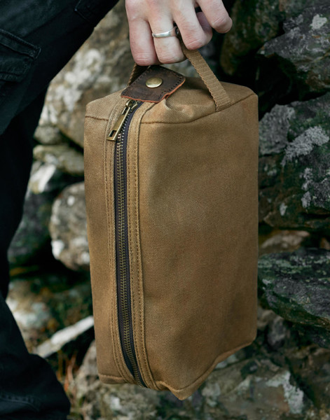 Heritage Waxed Canvas Wash Bag - Black / ONE SIZE