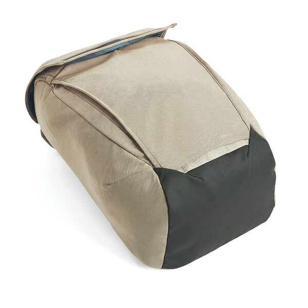 Thule Paramount Batoh 20L - Béžová