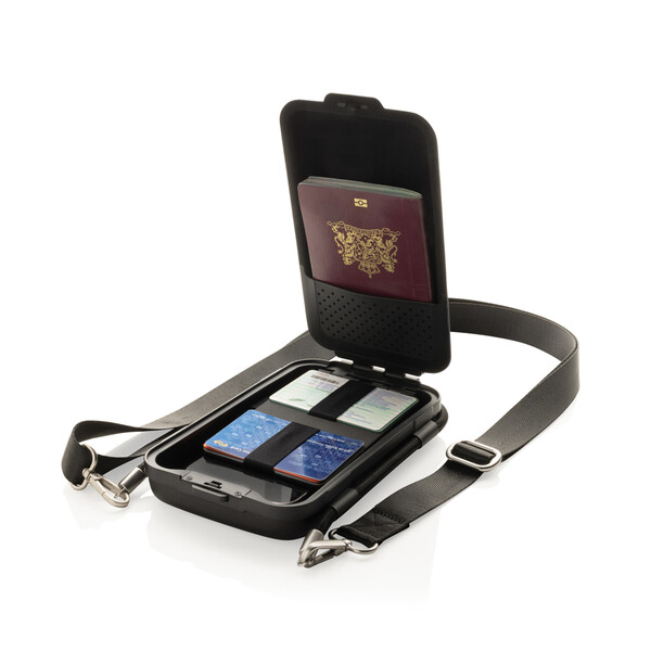 Swiss Peak OSLO RCS Hardshell mobile protection travel pouch