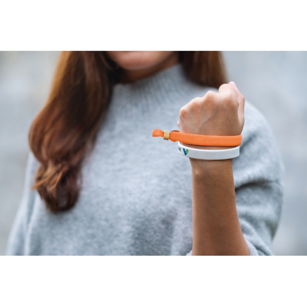 Fiesta event wristband RPET, bamboo ring, 34x1.5cm - White