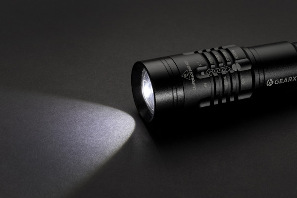GearX torch 1000 lumen, 2000 mAh battery