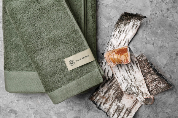 Brisača Vinga Breza 40x70 cm, mešanica bombažnega liocela - Zelena