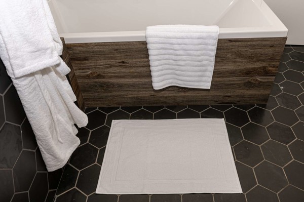 Olima Hotel Quality Bath Mat - White