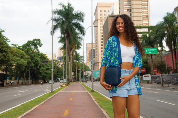 Sac bandoulière Boxy - Bleu Marine / Bleu Marine
