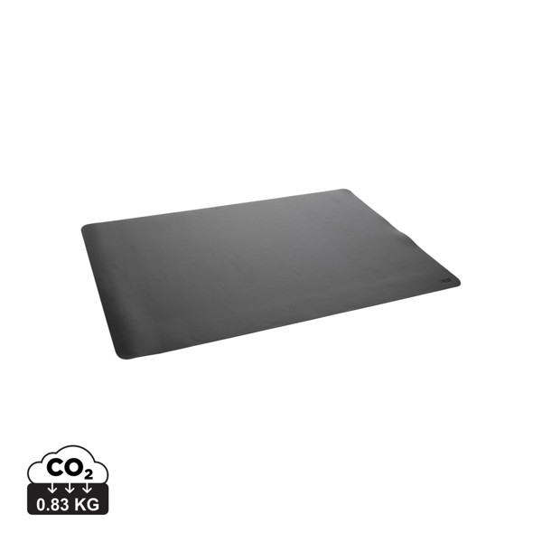 Swiss Peak GRS recycled PU desk mat