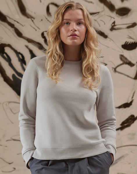 Queen Crew Neck / Women - White / M