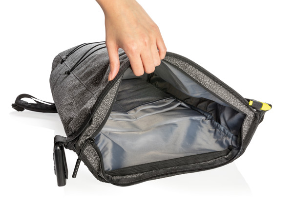 Xd Design backpack, anti-theft, cut-proof, 15.6”