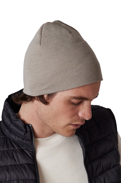 Knitted Beanie - Red