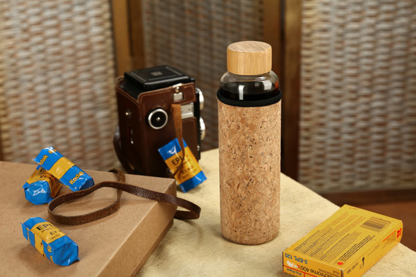 Glass bottle VENI 550 ml